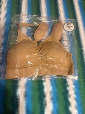 Dream By Genie Wireless Bra  (Nude) size 1x